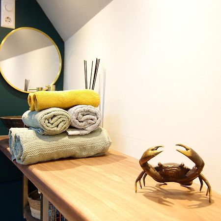 Najade Eco Houseboat Hotel Amsterdam Exterior photo