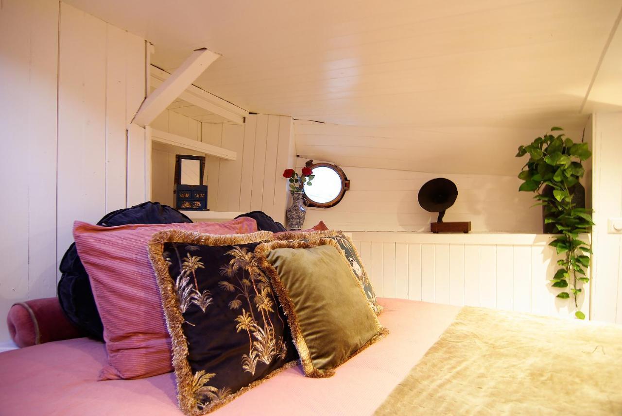Najade Eco Houseboat Hotel Amsterdam Exterior photo