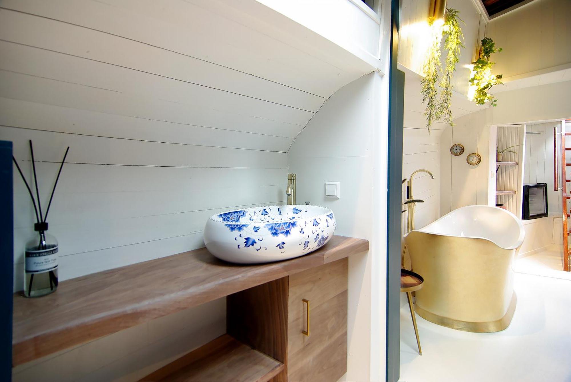 Najade Eco Houseboat Hotel Amsterdam Exterior photo